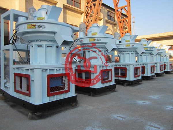 木質(zhì)顆粒機(jī)